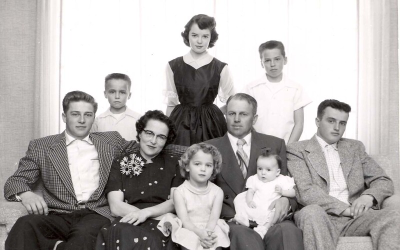 English Family 1940s